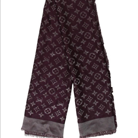 COPY - Louis Vuitton Monogram Shawl - Picture 7 of 7